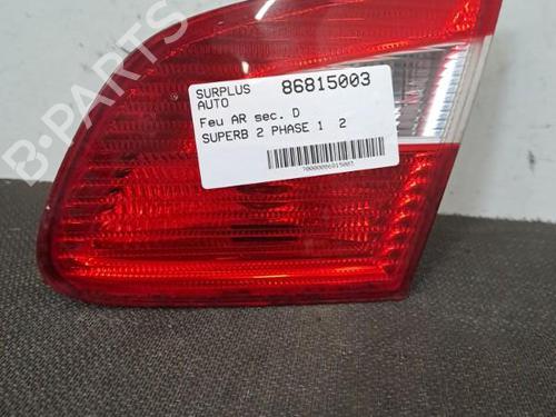 Used Right tailgate light SKODA SUPERB II (3T4) 2.0 TDI (140 hp) 28398955