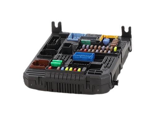 Fuse box CITROËN C3 III (SX) 1.2 THP 110 (SXHNPS, SXHNZT, SXHNZ6) | BP37190394E1 - Image 4
