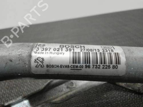 Front wiper motor PEUGEOT 208 I (CA_, CC_) 1.4 HDi | BP28405692M29