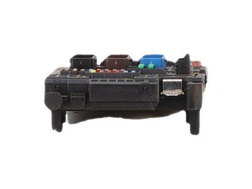Fuse box PEUGEOT 508 I (8D_) 1.6 BlueHDi 120 | BP37190393E1 - Image 2