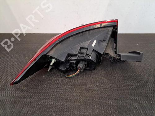 right-taillight-renault-clio-iv-bh_-2012-2013-2014-2015-2016-2017-2018-2019-2020-2021-28401764 main image