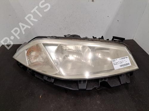 Used Right headlight RENAULT MEGANE II (BM0/1_, CM0/1_) 1.4 16V (BM0B, CM0B) (98 hp) 30438512