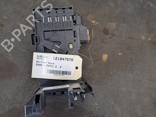 Used Electronic module Electronic module PEUGEOT 5008 (0U_, 0E_) 2.0 HDi 150 / BlueHDi 150 (150 hp) 35990990 35990990