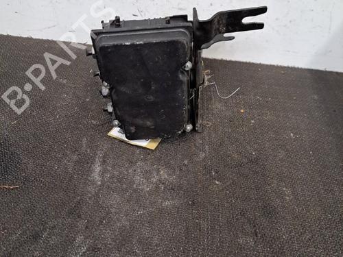 ABS pump RENAULT CLIO III (BR0/1, CR0/1) 1.5 dCi (BR17, CR17) | BP28404677M43