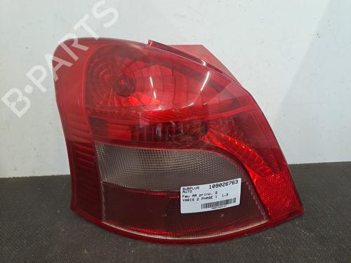 Venstre Baklys TOYOTA YARIS (_P9_) 1.3 VVT-i (SCP90_, SCP90R) (87 hp) 28403228