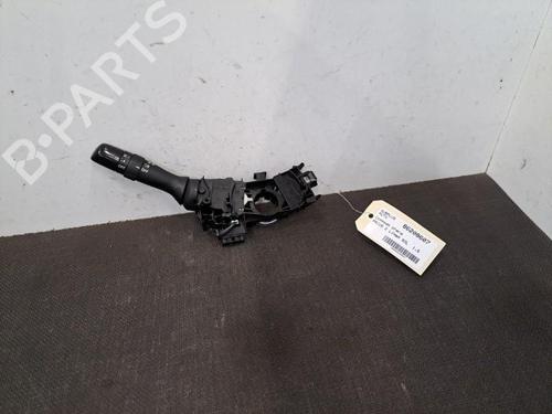 switch-toyota-prius-liftback-_w2_-2003-2004-2005-2006-2007-2008-2009-2010-28399009 main image