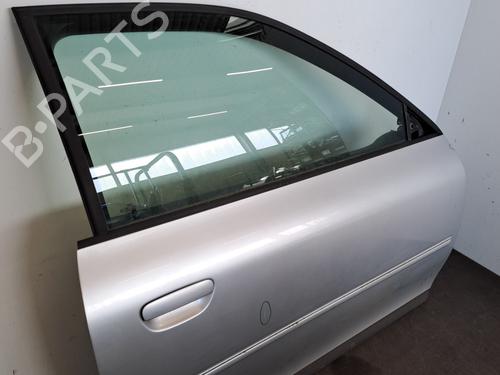 Used Right front door Right front door 28401037 28401037