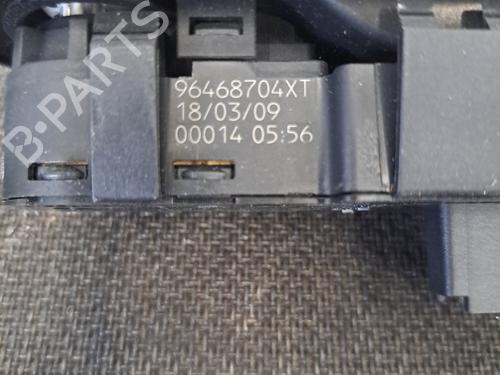 Left front window switch PEUGEOT 407 (6D_) 1.6 HDi 110 (6D9HZC, 6D9HYC) | BP28389322I27