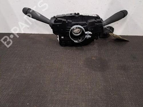 Steering column stalk PEUGEOT 308 II (LB_, LP_, LW_, LH_, L3_) 1.2 THP 110 | BP28407431I23 