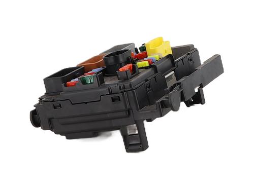 Fuse box CITROËN C3 II (SC_) 1.4 HDi 70 (SC8HZC, SC8HR0, SC8HP4) | BP37748403E1 - Image 3