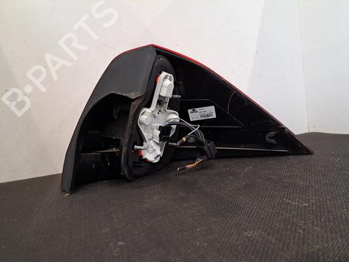 left-taillight-renault-megane-ii-saloon-lm01_-2003-28392199 main image