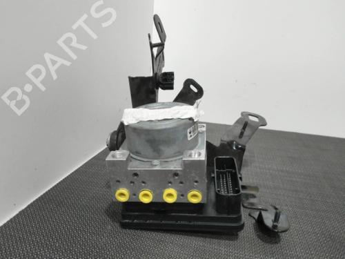 Used ABS pump ABS pump RENAULT MEGANE IV Hatchback (B9A/M/N_) 1.5 dCi 110 (B9A3) (110 hp) 28410898 28410898