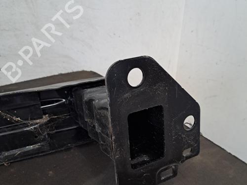 Used Front bumper reinforcement Front bumper reinforcement 38081617 38081617