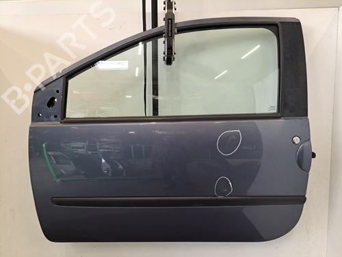 Used Left front door RENAULT TWINGO II (CN0_) 1.2 16V (CN04, CN0B) (75 hp) 28392821
