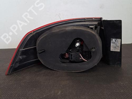 right-taillight-renault-laguna-ii-bg01_-2001-2002-2003-2004-2005-2006-2007-28401312 main image