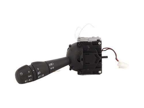 switch-dacia-sandero-ii-2012-32187781 main image