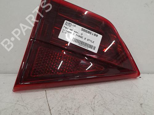 Used Right tailgate light SUZUKI VITARA (LY) 1.5 Hybrid (116 hp) 28397913