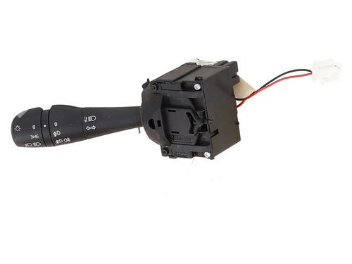 Comutador Comutador DACIA SANDERO II TCe 90 (B8M1, B8MA, B8AC) (90 hp) 33945335 33945335