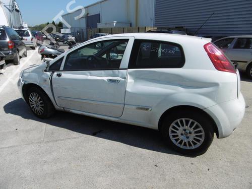 Used Parts FIAT PUNTO (199_) 1.3 D Multijet (75 hp) 3952856