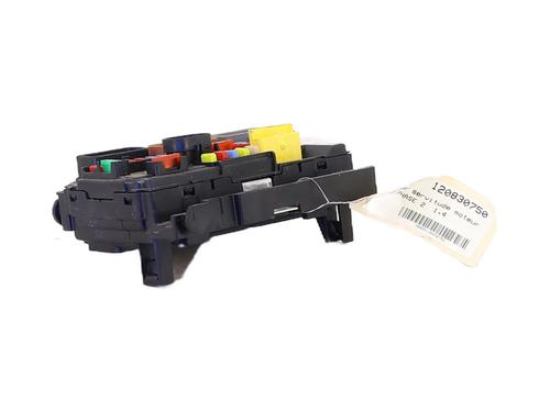 fuse-box-citroen-c3-ii-sc_-2009-33935337 main image