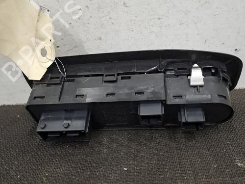Used Left front window switch Left front window switch PEUGEOT 2008 I (CU_) 1.2 THP 110 / PureTech 110 (110 hp) 31091045 31091045