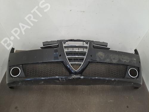 Used Front bumper ALFA ROMEO 159 Sportwagon (939_) 1.9 JTDM 8V (939AXH1B, 939BXH1B) (115 hp) 29465715