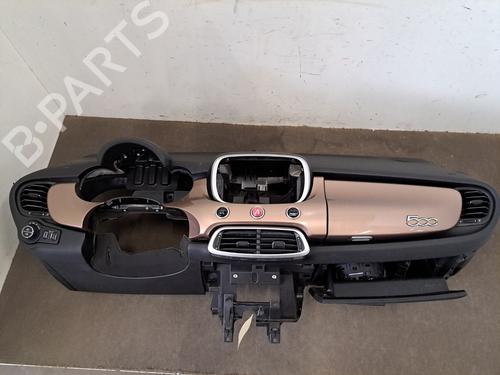 Used Dashboard FIAT 500X (334_) 1.6 D Multijet (334AXA1B, 334AXA11) (120 hp) 33037185