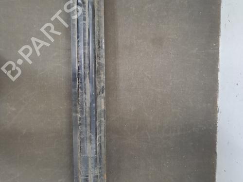 Used Rear bumper reinforcement VW GOLF VI (5K1) 2.0 TDI (110 hp) 28406408