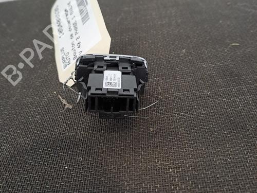 Switch VOLVO V40 Hatchback (525) D2 | BP28389753I30 