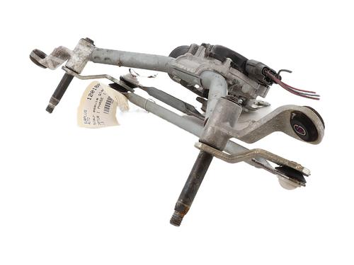 Essuie-glace moteur avant RENAULT CAPTUR I (J5_, H5_) 1.5 dCi 90 (J5N4, J5M5, J5MW, J5M6, J5AL, J5AJ) (90 hp) 32413246