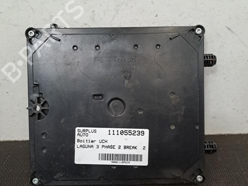 Used Fuse box RENAULT LAGUNA III Grandtour (KT0/1) 2.0 dCi (KT07, KT0J, KT14, KT1A, KT1S) (131 hp) 29434885