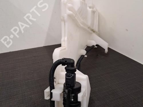 Windscreen washer tank PEUGEOT 3008 II SUV (MC_, MR_, MJ_, M4_) 1.2 THP/ PureTech 130 (MRHNSM, MRHNSU, MRHNSJ, MRHNYW,... | BP28404944C113 