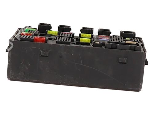 Used Fuse box Fuse box RENAULT SCÉNIC III (JZ0/1_) 1.5 dCi (106 hp) 32024524 32024524