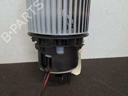 Used Heater blower motor PEUGEOT 308 SW II (LC_, LJ_, LR_, LX_, L4_) 1.6 BlueHDi 120 (120 hp) 28390144