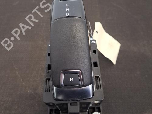 Used Gear lever PEUGEOT 3008 II SUV (MC_, MR_, MJ_, M4_) 1.2 THP/ PureTech 130 (MRHNSM, MRHNSU, MRHNSJ, MRHNYW,... (131 hp) 28407102