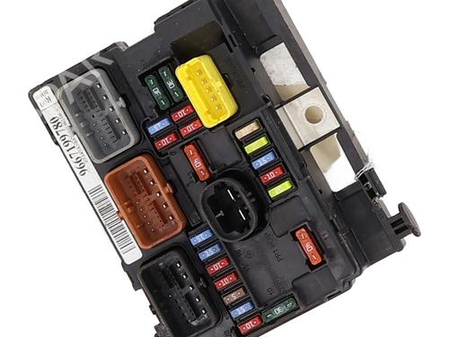 Fuse box CITROËN C3 Picasso (SH_) 1.6 HDi | BP33171700E1 - Image 2