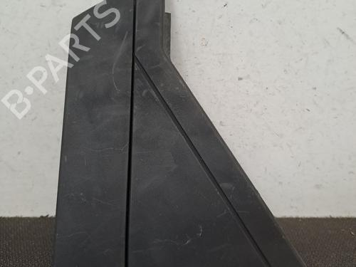 Used Rear right exterior door handle RENAULT CLIO V (B7_) 1.6 E-TECH 140 (B7MU) (140 hp) 28397696