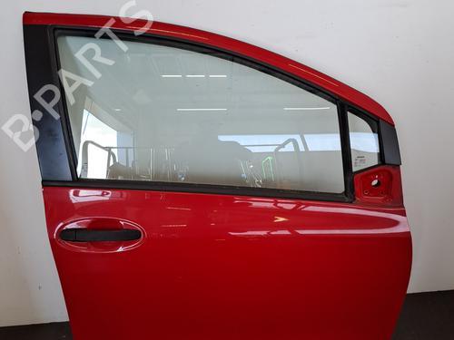 Used Right front door TOYOTA YARIS (_P9_) 1.0 VVT-i (KSP90_, KSP90R) (69 hp) 28406750