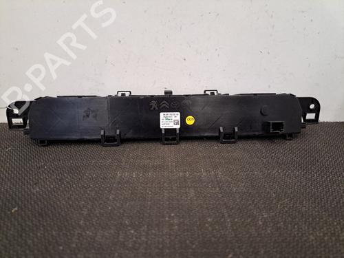 Used Climate control Climate control PEUGEOT EXPERT Van (V_) 2.0 BlueHDi 120 (122 hp) 28404314 28404314