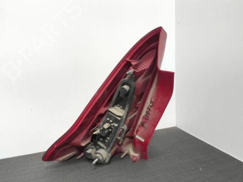 Used Right taillight Right taillight 28399942 28399942