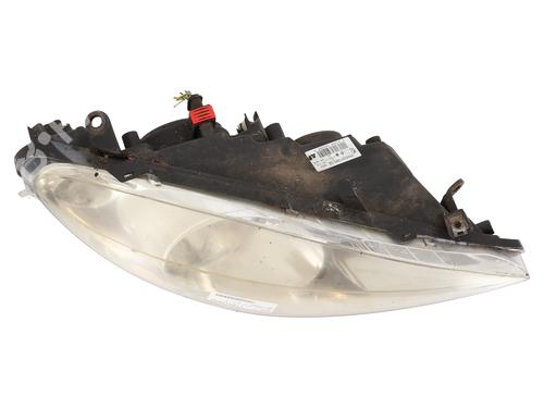 Right headlight PEUGEOT 307 (3A/C) 2.0 HDi 110 | BP31755249C29 