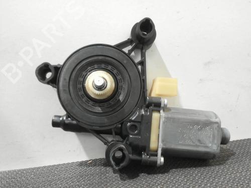 Left front window motor AUDI A3 (8V1, 8VK) 2.0 TDI | BP28399512E21 - Image 4
