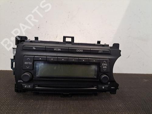 Used Radio TOYOTA YARIS (_P13_) 1.0 (KSP130_, KSP130) (69 hp) 28393147
