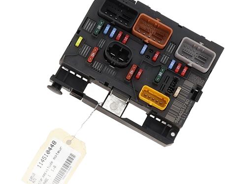 Used Fuse box Fuse box PEUGEOT 207 (WA_, WC_) 1.6 HDi (90 hp) 33657661 33657661