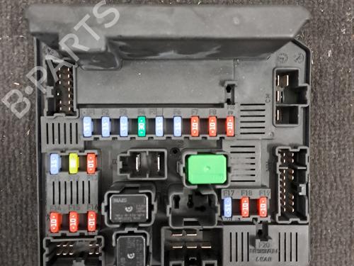 Zekeringkast NISSAN QASHQAI I (J10, NJ10) 1.5 dCi (110 hp) 28407145