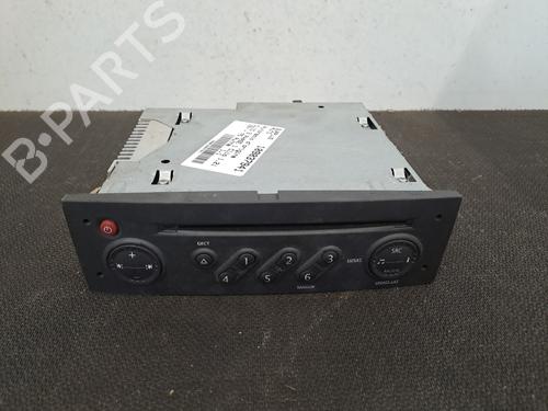 Used Radio RENAULT CLIO III (BR0/1, CR0/1) 1.2 16V (BR02, BR0J, BR11, CR02, CR0J, CR11) (75 hp) 28403203