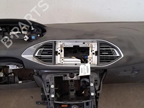 Dashboard PEUGEOT 308 II (LB_, LP_, LW_, LH_, L3_) 1.6 BlueHDi 120 | BP29587647C46 