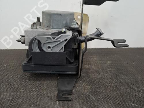 Used ABS pump RENAULT CLIO IV (BH_) 1.5 dCi 90 (90 hp) 28410159