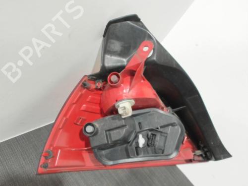 Used Right taillight RENAULT MEGANE II (BM0/1_, CM0/1_) 1.5 dCi (BM1E, CM1E) (106 hp) 28405543