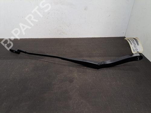 Used Front windshield wiper arm RENAULT TRAFIC III Bus (JG_) [2014-2025]  28396021